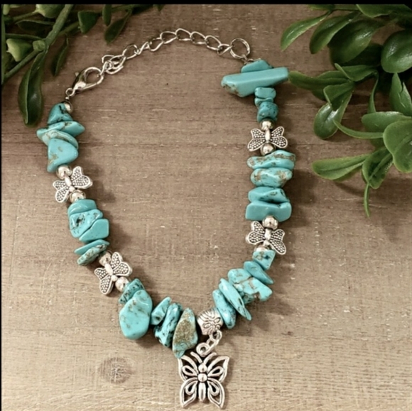 Silver and Turquoise Stone Bracelet - Picture 1 of 2